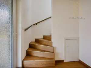 Prodej rodinného domu, Uhersko, 84 m2