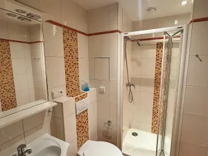 Pronájem bytu 1+kk, Děčín, Řetězová, 20 m2