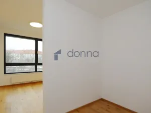 Pronájem bytu 2+kk, Praha, Závišova, 54 m2