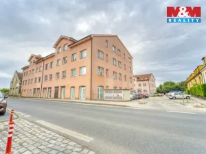 Prodej bytu 3+kk, Šestajovice, Komenského, 78 m2