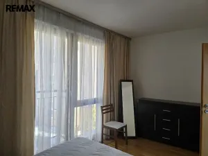 Pronájem bytu 2+kk, Karlovy Vary, Na Vyhlídce, 52 m2