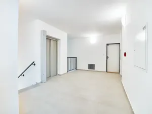 Pronájem kanceláře, Plzeň, Železniční, 73 m2