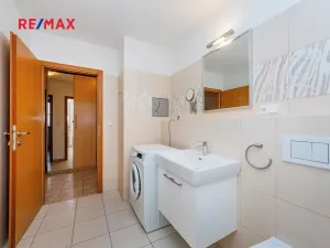 Pronájem bytu 2+kk, Praha - Dejvice, Lindleyova, 59 m2