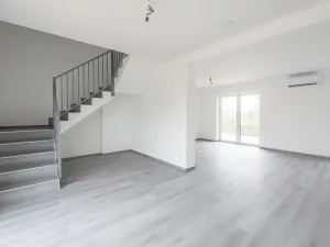 Prodej bytu 3+kk, Skorkov - Podbrahy, 103 m2