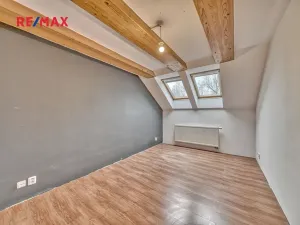 Prodej bytu 2+1, Poděbrady, Dr. Beneše, 68 m2