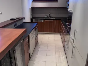 Prodej rodinného domu, Jesenice - Zdiměřice, V Podlesí, 184 m2