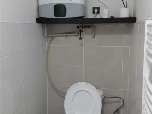 Pronájem obchodního prostoru, Praha - Štěrboholy, Výrobní, 622 m2