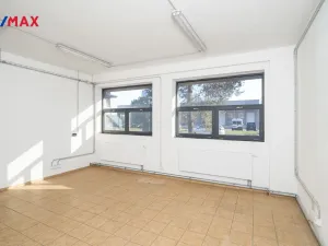 Pronájem výrobních prostor, Otrokovice, 1273 m2