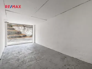 Pronájem garáže, Praha - Břevnov, 18 m2
