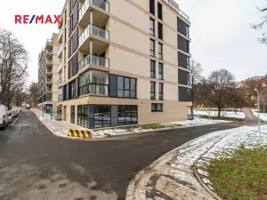 Pronájem garáže, Praha - Břevnov, 18 m2