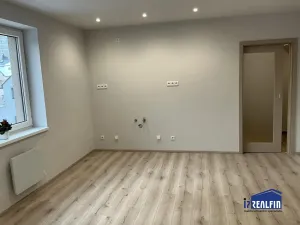 Prodej bytu 2+kk, Liberec, Červeného, 64 m2