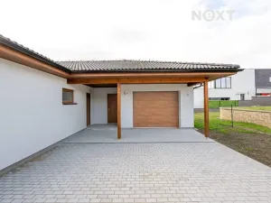 Prodej rodinného domu, Králův Dvůr, Na Vyhlídce, 107 m2