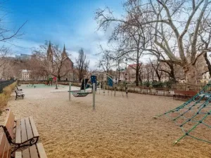 Pronájem bytu 2+kk, Praha - Karlín, Sokolovská, 45 m2