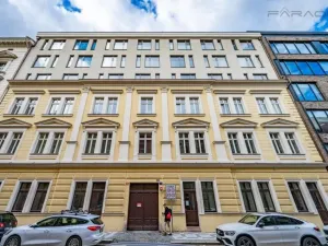 Pronájem garáže, Praha - Smíchov, Na Valentince, 16 m2