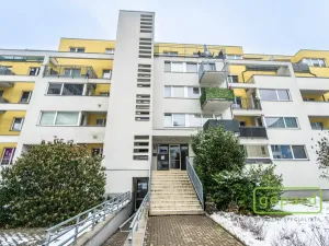 Pronájem bytu 2+kk, Praha, Chlebovická, 53 m2