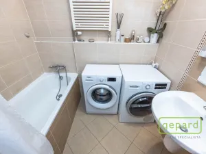 Pronájem bytu 2+kk, Praha, Chlebovická, 53 m2