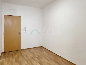 Prodej bytu 1+kk, Polná, Žejdlicova, 36 m2