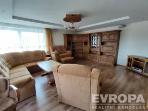 Prodej rodinného domu, Uhlířské Janovice, Kolínská, 495 m2