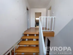 Prodej komerční nemovitosti, Uhlířské Janovice, Kolínská, 495 m2