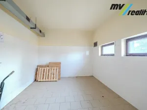 Prodej výrobních prostor, Hořice, Riegrova, 720 m2