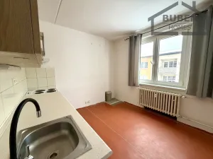 Pronájem bytu 2+1, Tisová, 74 m2