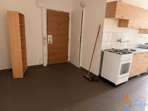 Pronájem bytu 2+1, Chomutov, Školní pěšina, 65 m2