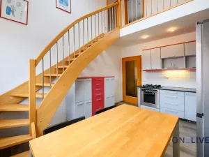 Pronájem bytu 3+1, Praha - Holešovice, Jateční, 89 m2