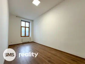 Pronájem bytu 3+kk, Opava - Město, Nákladní, 71 m2