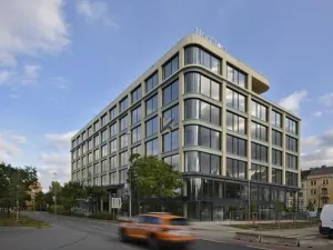 Pronájem kanceláře, Praha - Karlín, Rohanské nábřeží, 700 m2