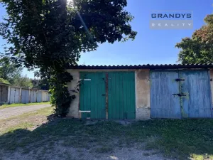 Prodej garáže, Praha, Na hájku, 17 m2