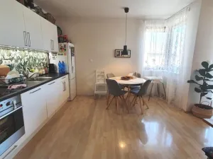 Pronájem bytu 2+kk, Praha, Rižská, 60 m2