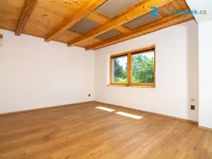 Prodej rodinného domu, Baška, 350 m2