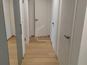 Prodej bytu 3+kk, Praha - Hrdlořezy, V třešňovce, 82 m2