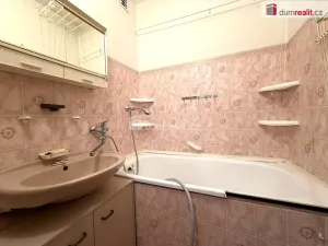 Prodej bytu 2+1, Bukovany, 52 m2