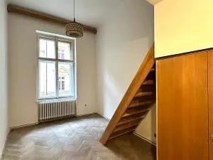 Pronájem bytu 2+1, Praha, Karoliny Světlé, 57 m2