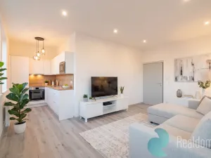 Prodej komerční nemovitosti, Mladá Vožice, Souhradí, 1325 m2