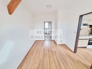 Pronájem bytu 2+kk, Sudoměřice u Bechyně, 42 m2