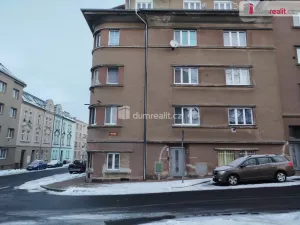 Pronájem bytu 2+1, Cheb, Hálkova, 52 m2