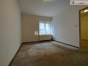 Pronájem bytu 2+1, Cheb, Hálkova, 52 m2