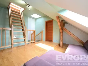 Pronájem bytu 2+kk, Praha - Podolí, Nedvědovo náměstí, 105 m2