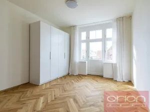 Pronájem bytu 4+1, Praha - Vinohrady, Hradešínská, 120 m2