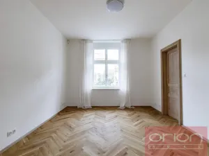 Pronájem bytu 4+1, Praha - Vinohrady, Hradešínská, 120 m2