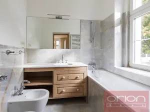 Pronájem bytu 4+1, Praha - Vinohrady, Hradešínská, 120 m2