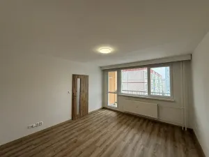 Pronájem bytu 4+1, Liberec, Dobiášova, 104 m2