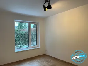 Pronájem bytu 3+kk, Opava, Okruhy, 87 m2