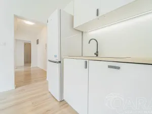 Pronájem bytu 3+kk, Kladno, Bělehradská, 53 m2