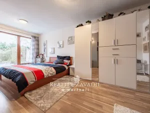 Pronájem bytu 3+kk, Jesenice, V Lázních, 93 m2