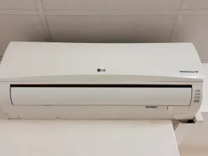 Pronájem obchodního prostoru, Brno, Merhautova, 34 m2