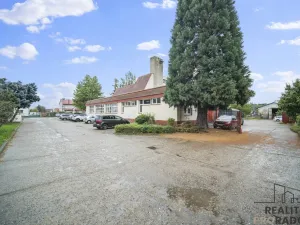 Pronájem obchodního prostoru, Řečany nad Labem, 1. máje, 25 m2