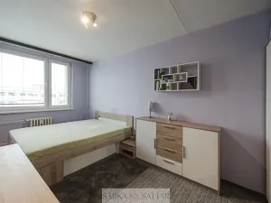 Prodej bytu 3+1, Praha - Řepy, Španielova, 75 m2